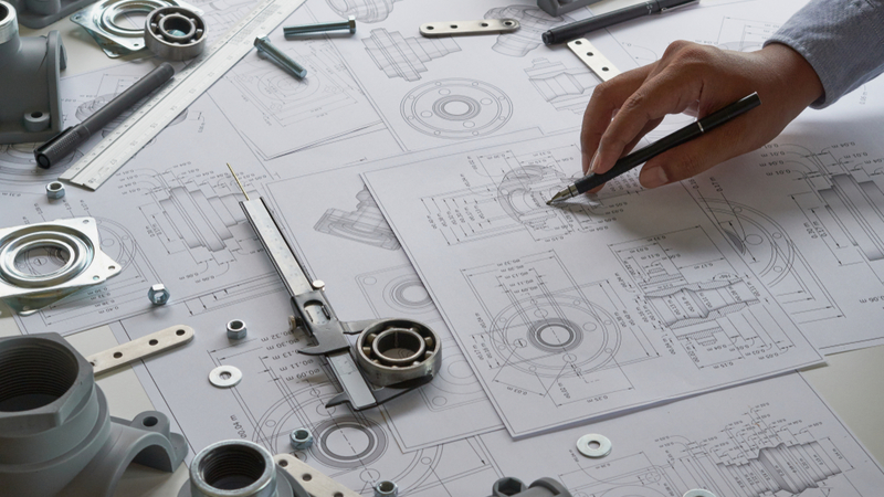 Sitraka Forler working on engineering and data projects